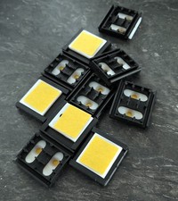 Original Nolte Sockelhalter