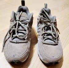 Nike Sportschuhe aus