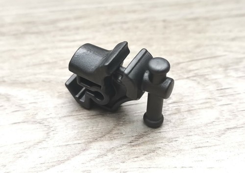 006 18 schraubstock - 1:18,