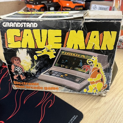 Vintage tribüne caveman - vintage,