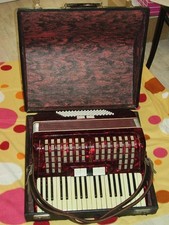 altes Gebrüder Glass/Klingenthal Resolute Akkordeon mit Koffer