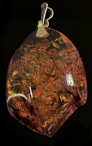 Bernsteinanhänger