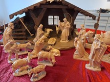 Weihnachtskrippe mit Figuren, Groß
