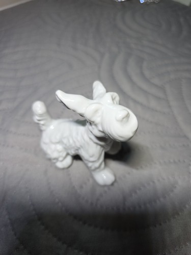 Porzellan figur hund 8cm - ,,