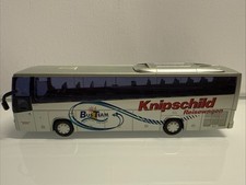 O1000 Modellauto 1:87 AWM „Knipsschild“ Volvo 9900 Reisebus Bus