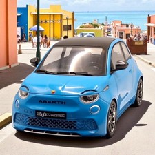 1:18 Ixo Fiat Abarth 500e 2024 lightblue