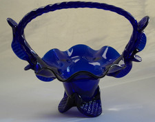 Glaskörbchen mit Füße