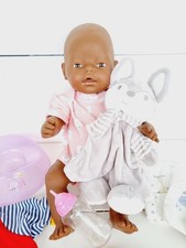 Zapf Creation BABY born® Trink Ethnische Puppe dunkel 43 cm 10 tlg. Set