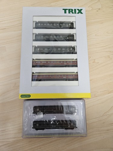 Minitrix 13721 und 15713 - , in
