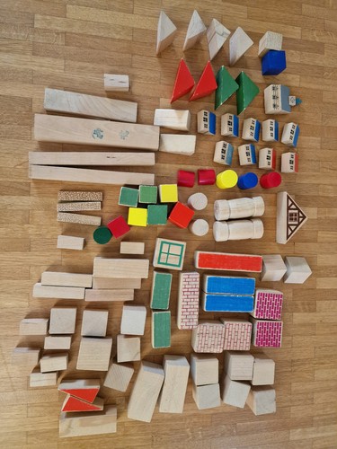 Sammelsurium holzbausteine - sammelsurium,