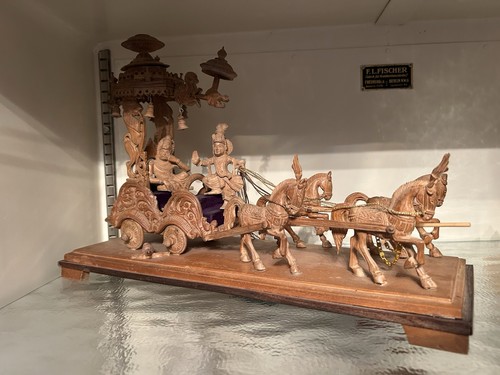 Holzkutsche mit krishna - holzkutsche, und