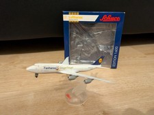 Schuco Boeing 747-8 Modell