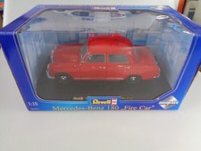 Revell Metal 08807 Mercedes-Benz 180 Fire Car 1:18 Rot (7667)
