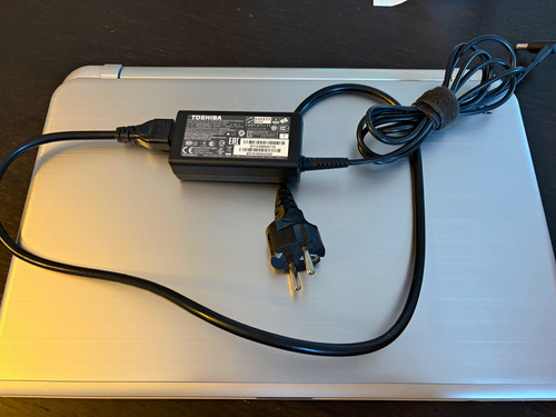 Toshiba satellite s50 - toshiba,
