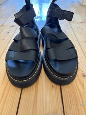 l: Dr. Martens Clarissa II