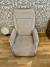 TV-Sessel elektrisch BPW Himolla mit Aufstehhilfe Superlastic med auf Rollen