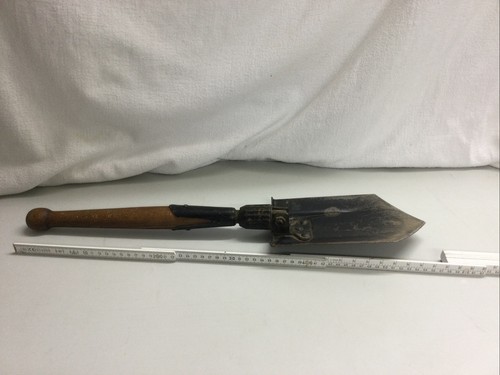 Nva klappspaten ddr mit patina - mit,