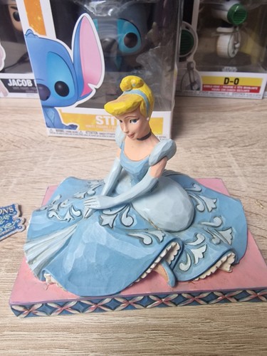 Cinderella disney traditions - disney,