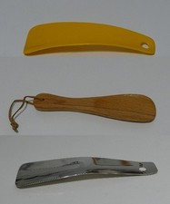 Schuhanzieher Schuhlöffel Anziehhilfe aus Kunststoff Holz Alu