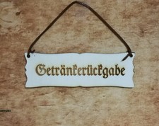 Holzschild mit Lederband