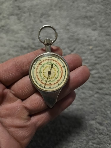 Distanz messer ermittelt - distanz-messer,