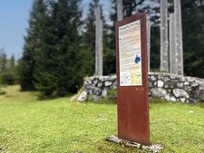 Werbepylon Symtra, Rostoptik, H=1800 mm