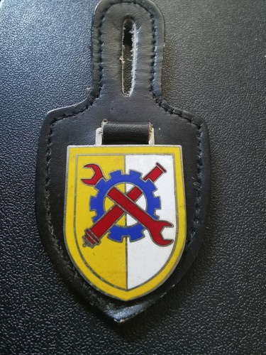 Brustanhänger