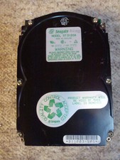 Retro PC IBM Commodore Amiga Seagte Festplatte ST3120A IDE 107MB