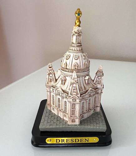 Dresden souvenir frauenkirche - dresden,