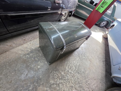 1931 brooklyn metal - metal, trunk