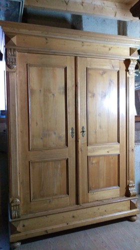 Schöner kleiderschrank - schöner,