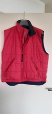 Steppweste von der Firma H2O in der Farbe kirschrot hat die  Größe M