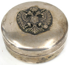 Silberdose mit