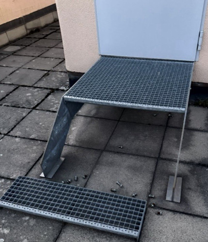 Verzinkte podesttreppe aus - verzinkte,