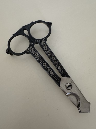 Antik cigar cutter - cigar,