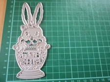 Präge-/Stanzschablone Hase im Eierbecher "Frohe Ostern" - Größe siehe Raster