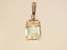 Schöner Aquamarin Diamant