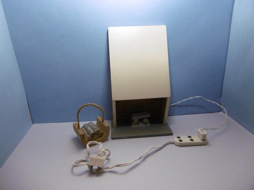 Alter kamin mit feuer lundby - mit,