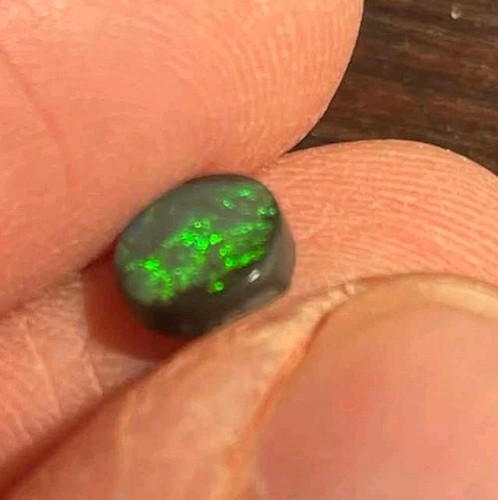 Black opal mintabie 61ct - black,