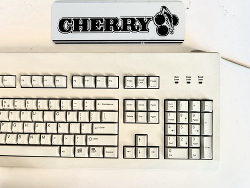 Antiguo teclado mecánico - teclado,