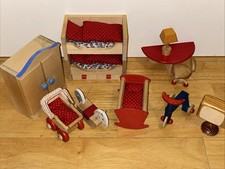 Bodo Hennig Puppenhaus