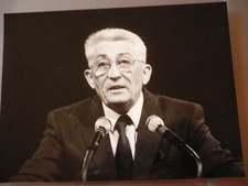 PRESSEFOTO Bernard Pons
