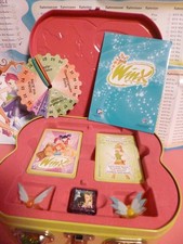 WINX Clup Metall Koffer in grün 2004 Rainbow - 3 Karten fehlen -  neuwertig