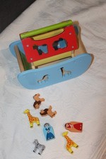 Arche Noah Holzspielzeug Set für Kinder – Taufgeschenk