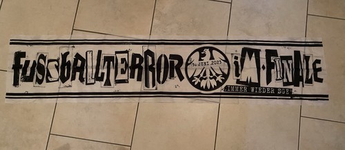Eintracht frankfurt mottoschal - eintracht,