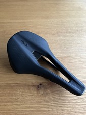 Fizik Argo Tempo R5 Sattel Rennrad Gravel 150 mm