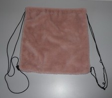 Rosa Plüschrucksack_mit Innen-Reißverschluss-Tasche_35 x 37 cm_schwarz gefüttert