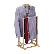 Herrendiener Kleiderbutler