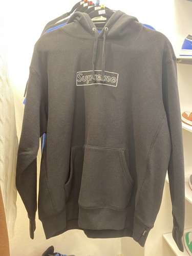 Supreme kaws chalk box logo - x,