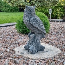 Steinfigur Eule Uhu auf